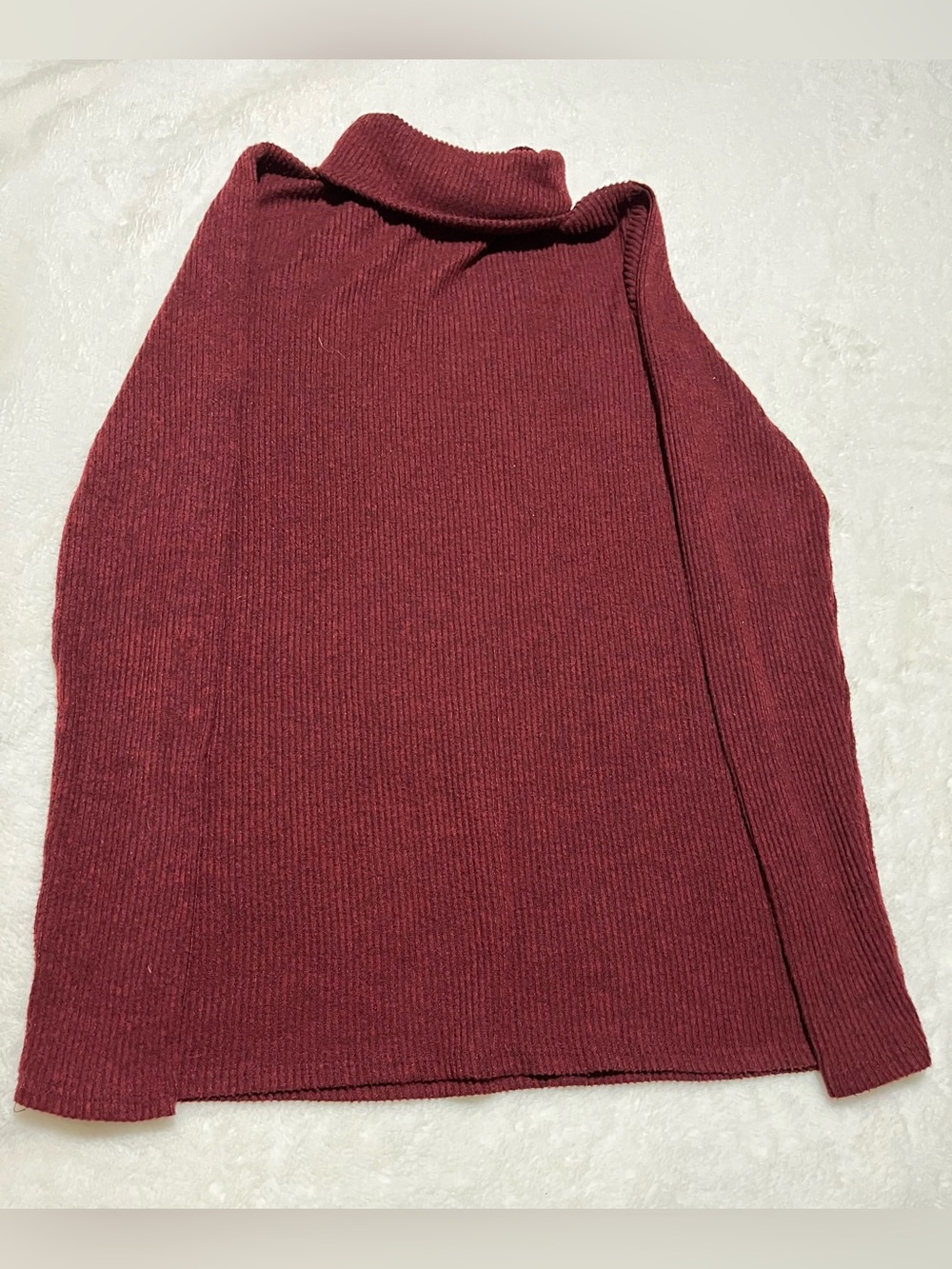 Mossimo Ribbed Sleeveless Turtleneck Sweater - Wine